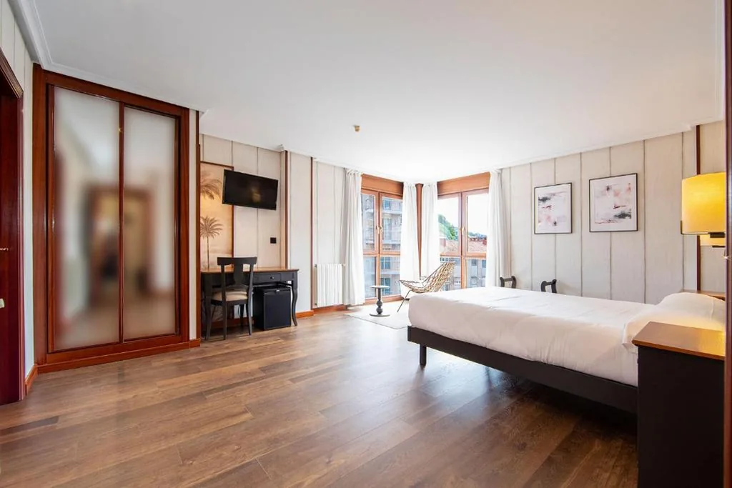 Chambre familiale avec vue sur la mer — Hotel Puerto de Candás