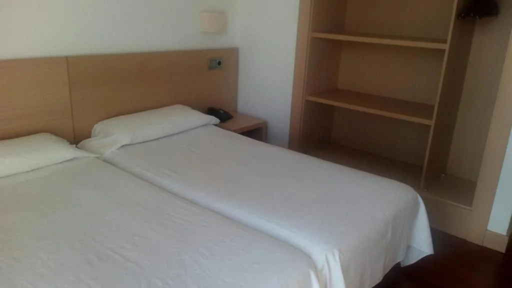 Economy eenpersoonskamer — Hotel Puigcerdà