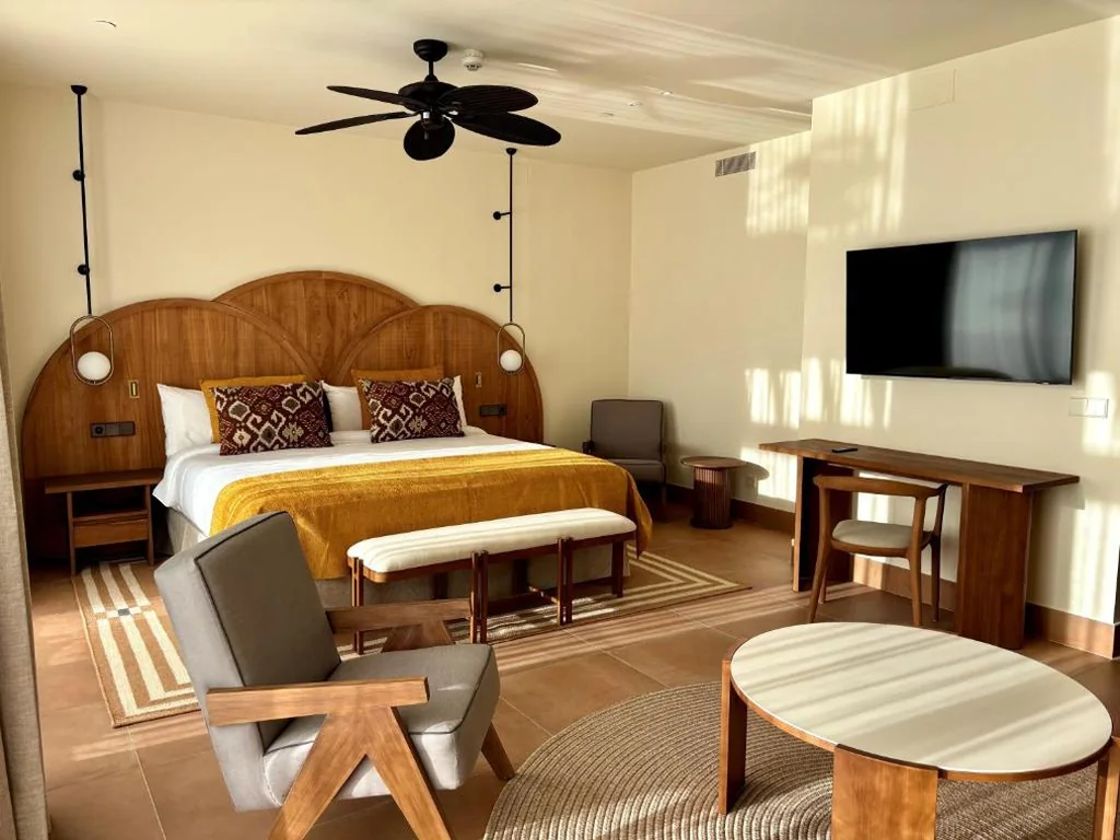 Suite Junior con vistas al mar — Hotel Punta Bermeja Premium