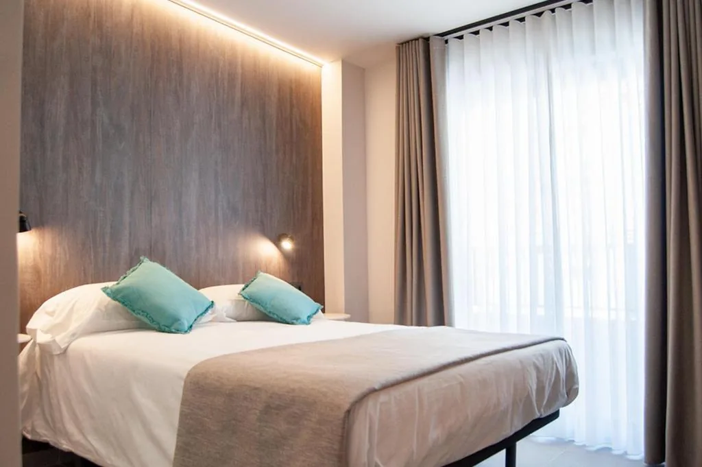 Camera doppia — Hotel Quatre Llunes
