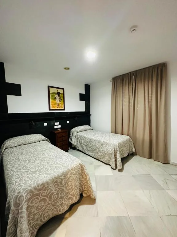 Doppelzimmer — Hotel Quitagolpe