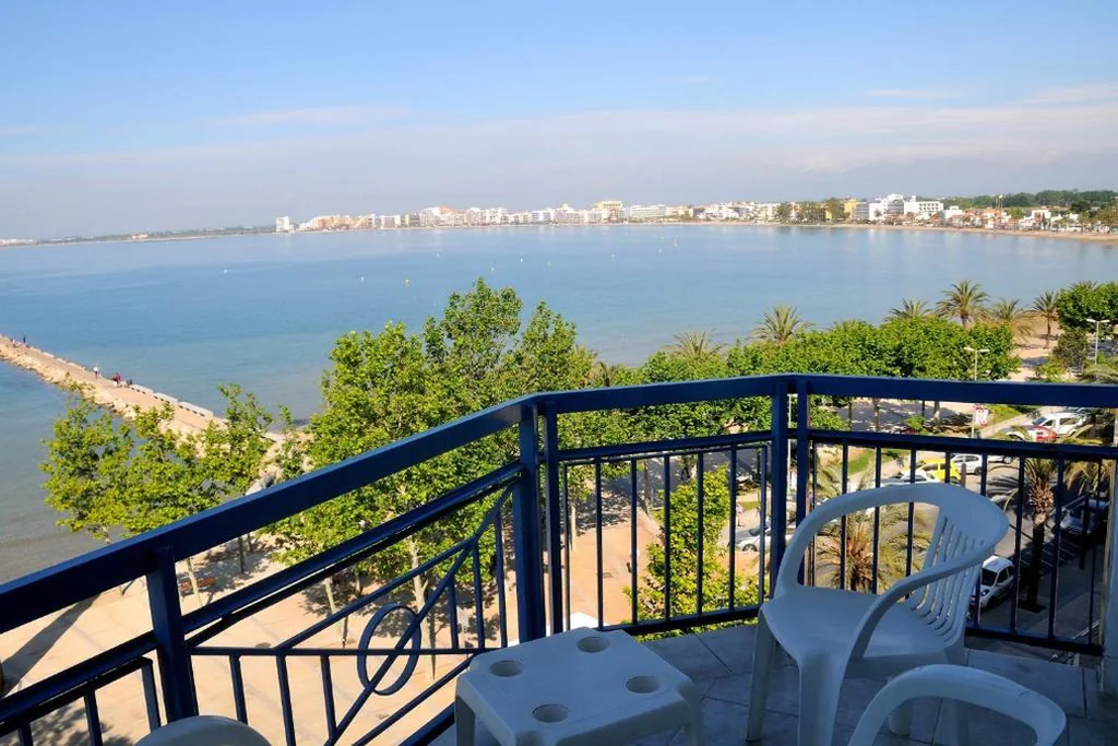 Vierbettzimmer mit Meerblick — Hotel Ramblamar
