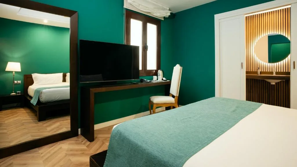 Kleines Einzelzimmer zur Innenseite — Hotel Ramblas Internacional