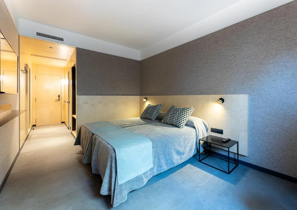 Habitación Doble Estándar - 1 o 2 camas — Hotel Raval House