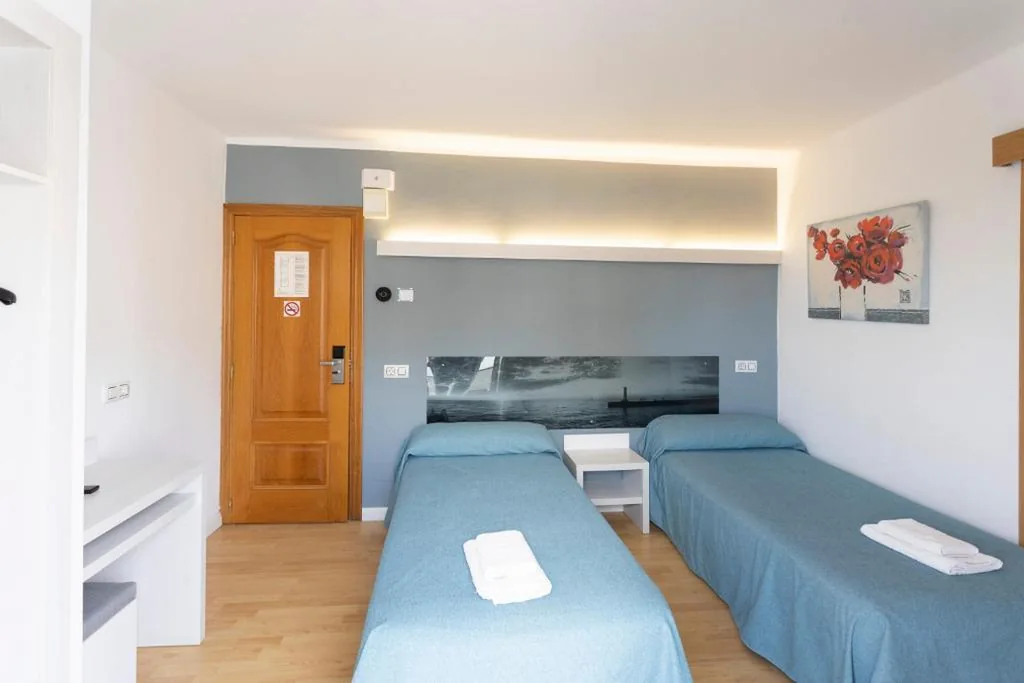Zweibettzimmer — Hotel Raxa