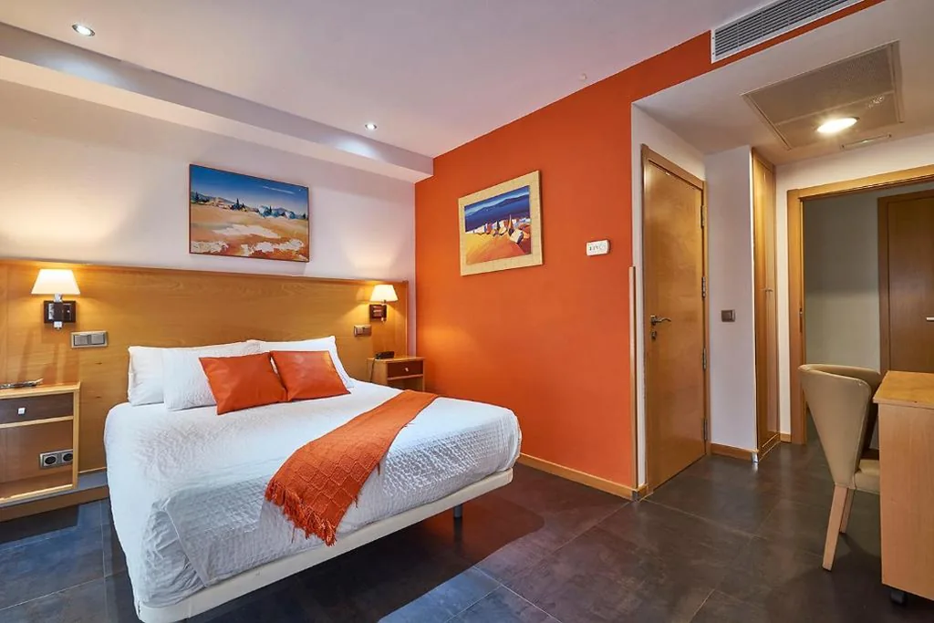 Barrierefreies Doppelzimmer — Hotel Real de Illescas