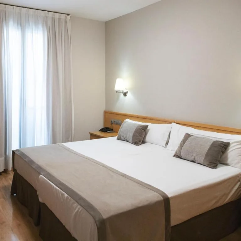 Camera doppia - 2 letti — Hotel Real