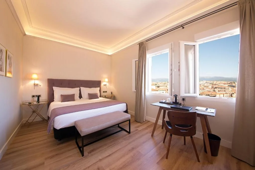 Suite — Hotel Real Segovia by Recordis Hotels
