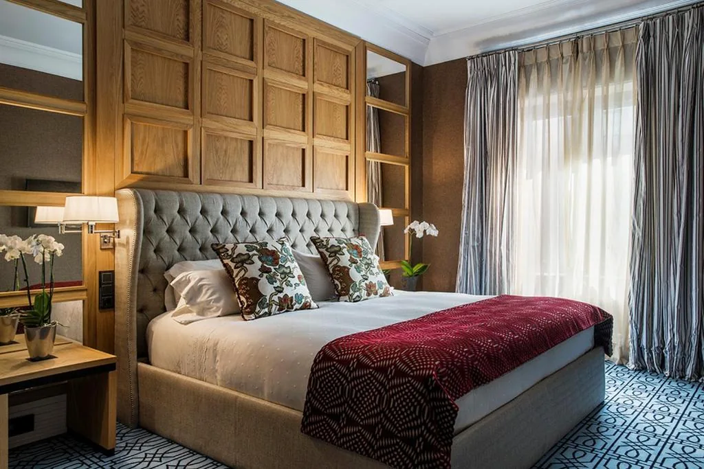 Deluxe套房 — Hotel Rector