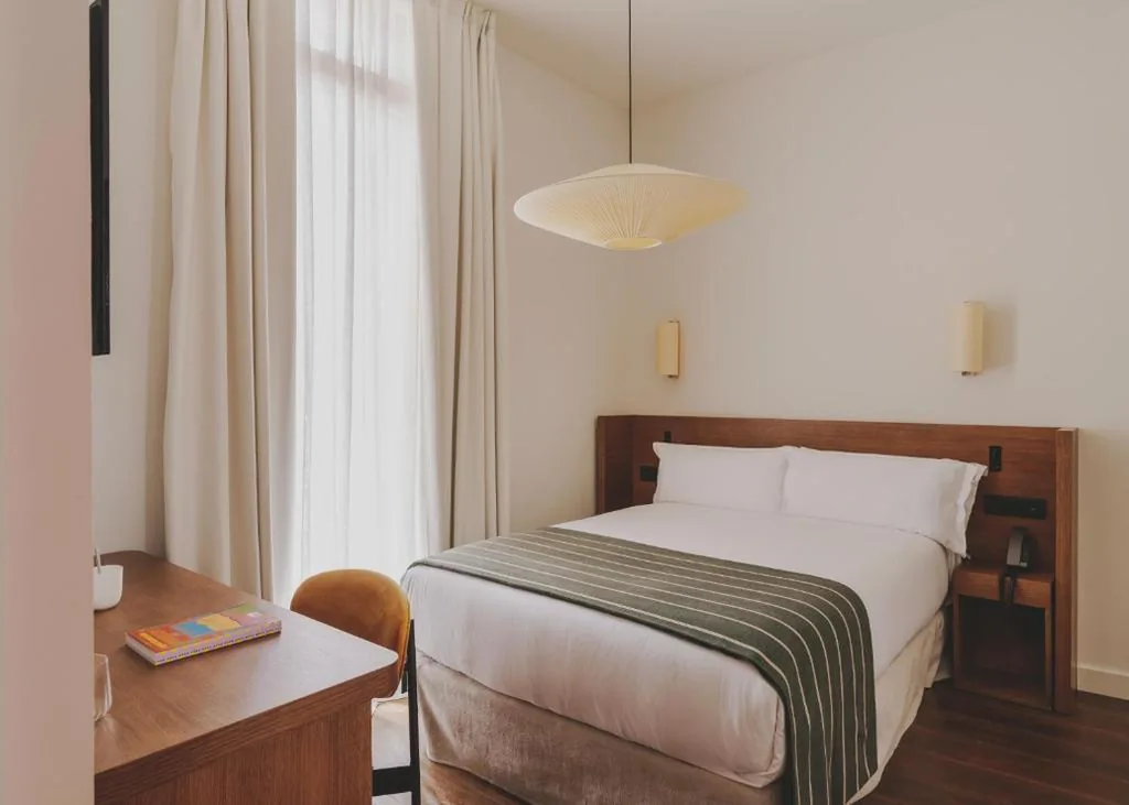 Quarto Individual — Hotel Regina Barcelona
