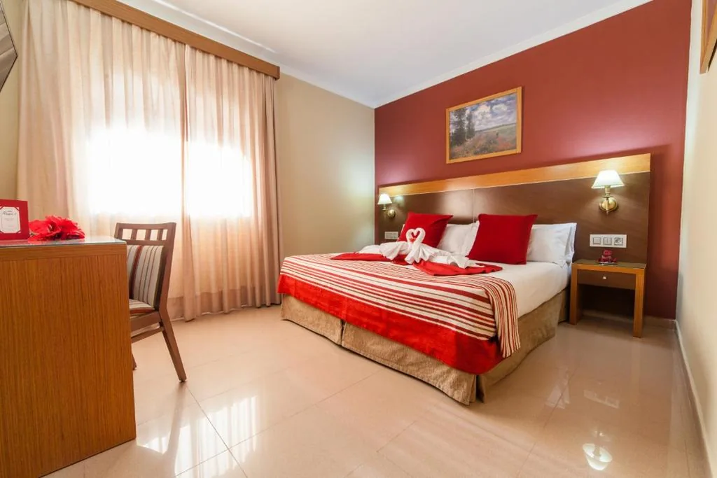 Camera Deluxe con letto matrimoniale extra-large — Hotel Regio 2