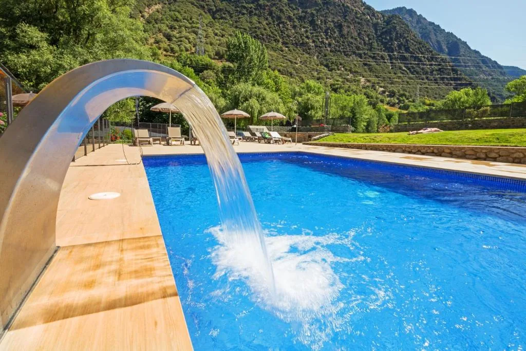 Tweepersoonskamer met 2 bedden — Hotel Restaurant Castellarnau