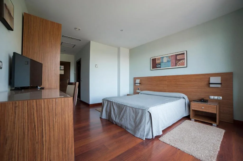 Standard-Doppelzimmer — Hotel Restaurante Canzana