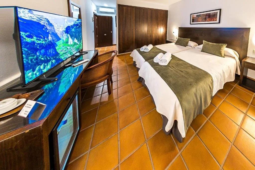 Habitación Doble Superior — Hotel-Restaurante Casa García Almonaster La Real