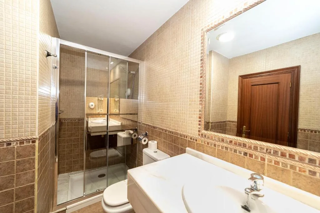 Camera Tripla — Hotel Restaurante De Torres