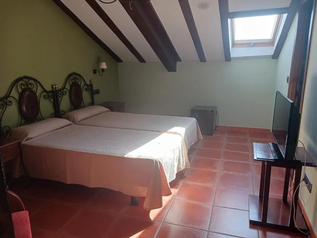 Habitación Doble — Hotel Restaurante Doña Elvira