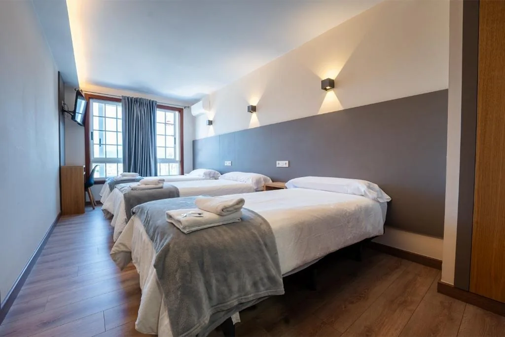 Camera tripla — Hotel Restaurante Isape GBC