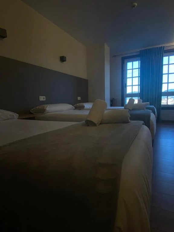Camera tripla — Hotel Restaurante Isape GBC