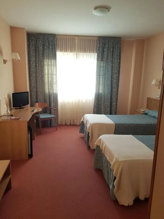 Doppelzimmer mit 2 Einzelbetten — Hotel Restaurante La Alhama