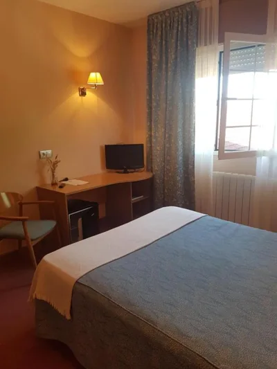Hotel Restaurante La Alhama — Foto 4