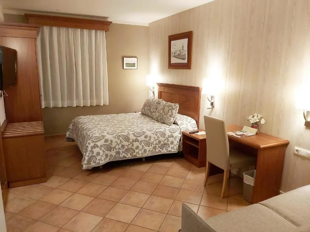 Habitación Doble Superior — Hotel-Restaurante La Quadra