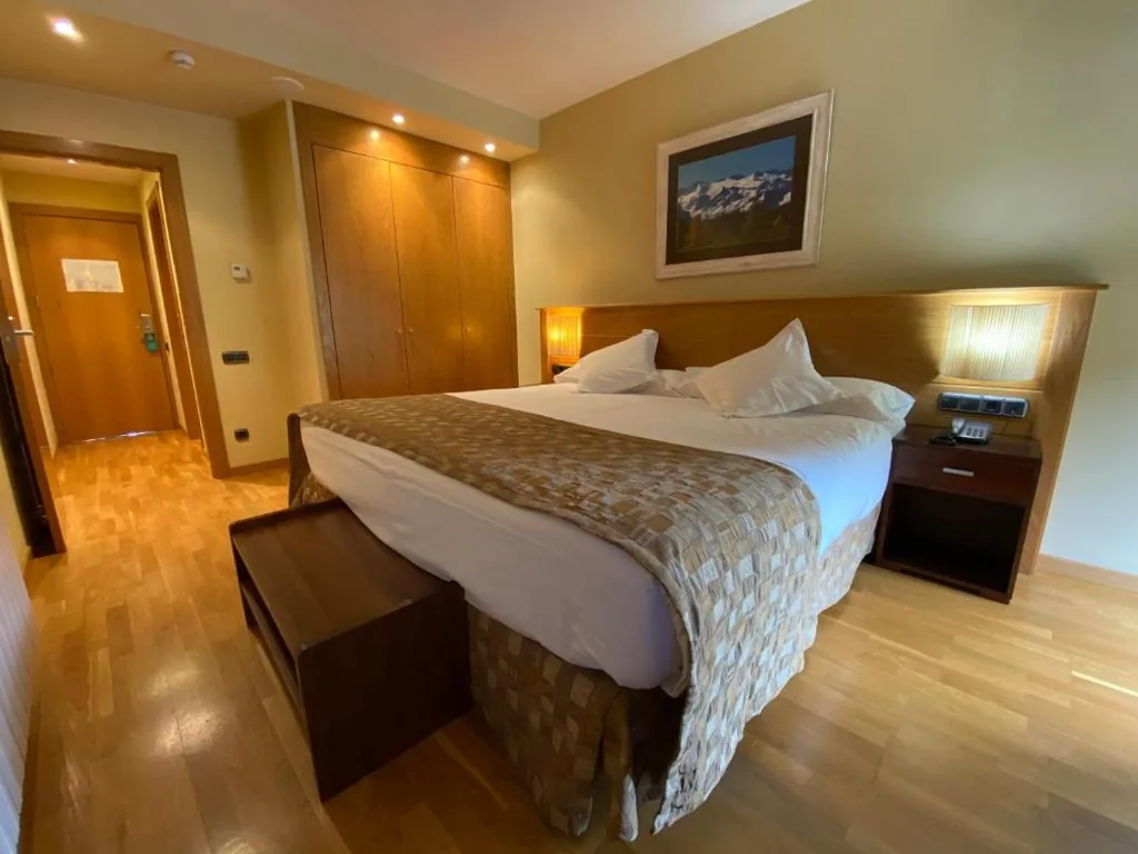 Habitación Doble Superior — Hotel & Restaurante Peña