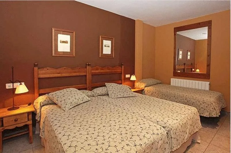Triple Room — Hotel Restaurante Revestido