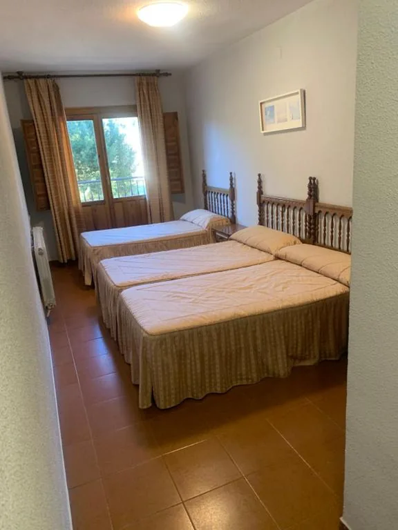 Dreibettzimmer — Hotel Restaurante Rio Cuervo