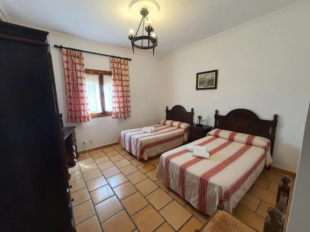 Doppelzimmer – 1 oder 2 Betten — Hotel-Restaurante Venta Tomas