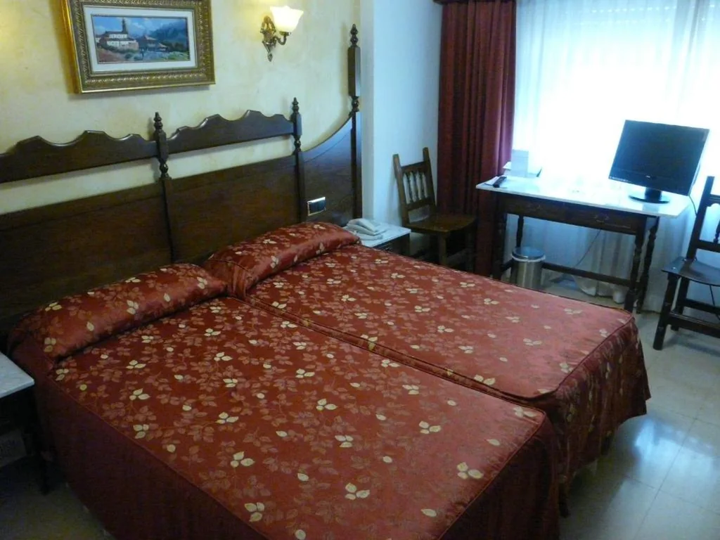 ダブルルーム（ベッド1台または2台） — Hotel Reyes Catolicos