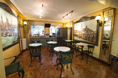 Hotel Reyes Catolicos — 写真 4