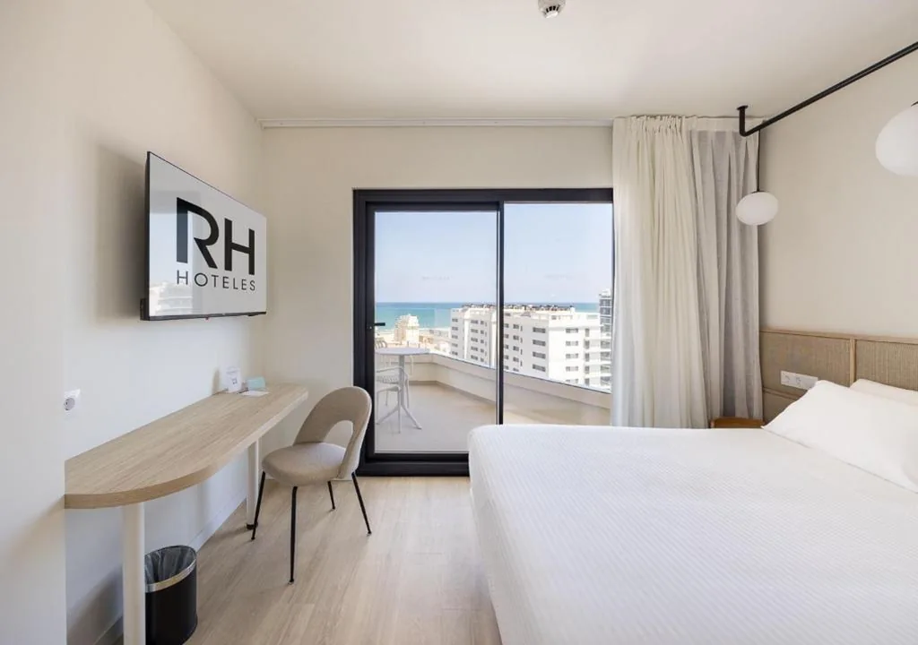 Habitación Doble (1 adulto) — Hotel RH Arena - Todo Incluido