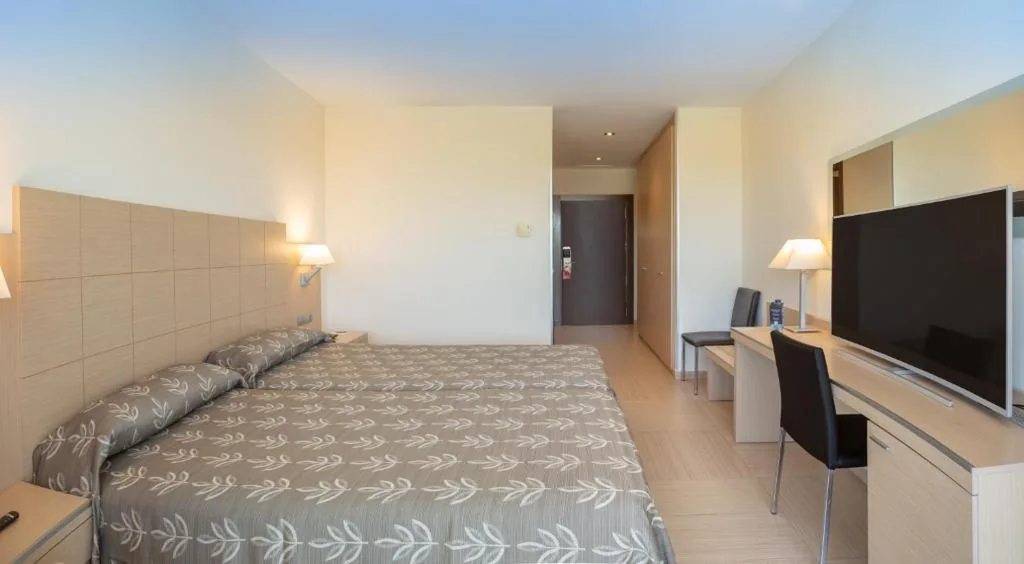 Camera doppia con terrazza (1 adulto) - 2 letti — Hotel RH Bayren Parc