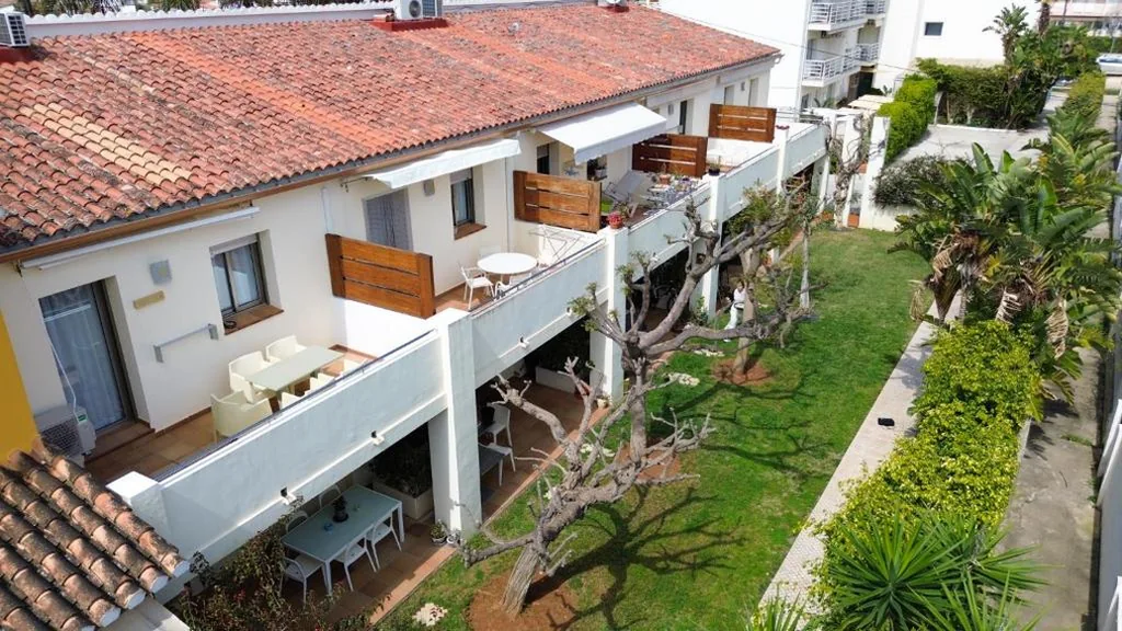 带露台的两卧室公寓 — Hotel Rhys Denia - Only Adults