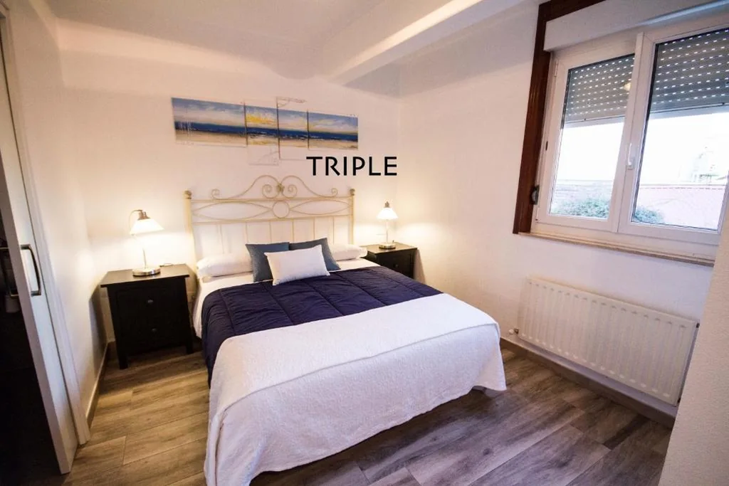 トリプルルーム — Hotel Ria de Bilbao