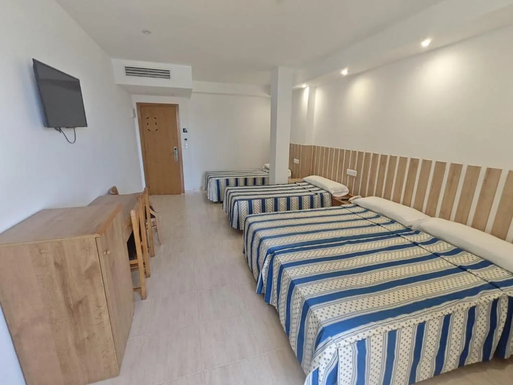 Habitación Familiar — Hotel Ría Mar 3 estrellas Superior