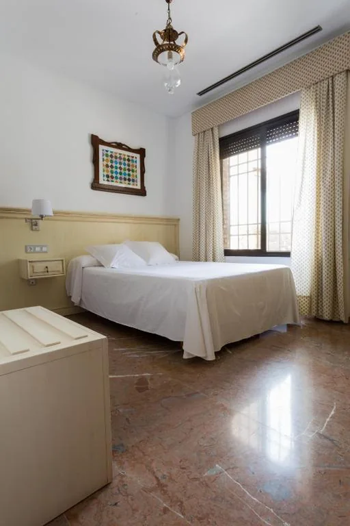 Habitación Individual Superior con aparcamiento — Hotel Riad Arruzafa