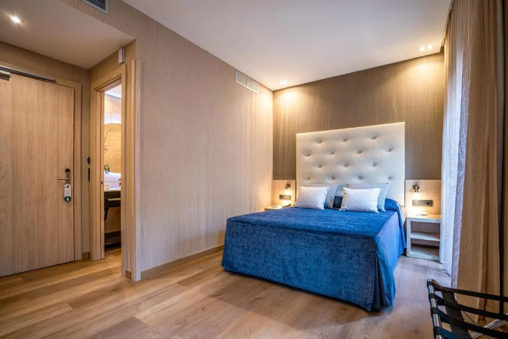 Doppelzimmer – 1 oder 2 Betten — Hotel Rialto