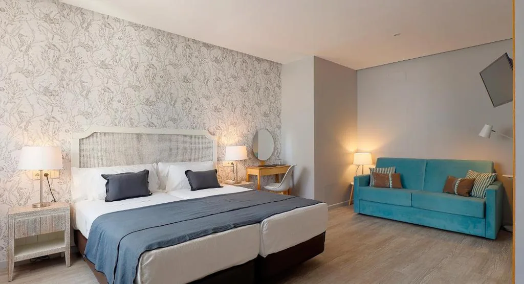 Standard-Dreibettzimmer — Hotel Ribadesella Playa