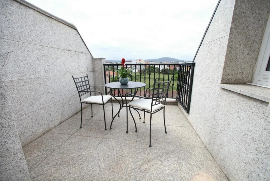 Deluxe-Doppelzimmer mit Balkon — Hotel Ribeira Sacra