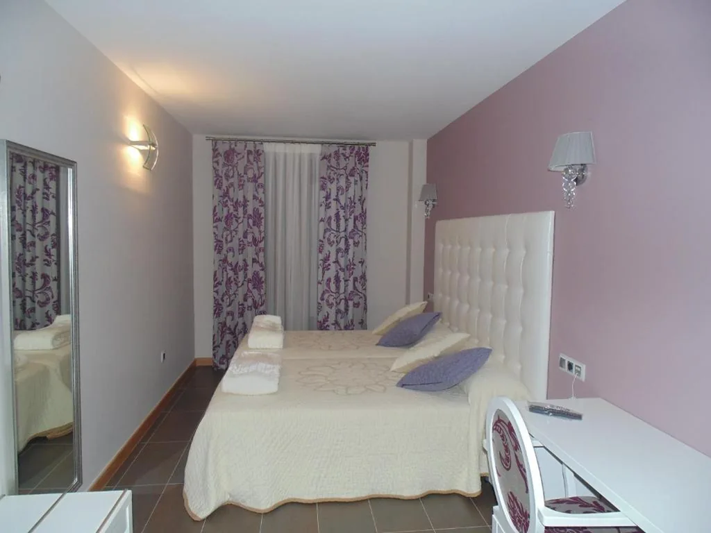 Doppelzimmer mit 2 Einzelbetten — Hotel Ribera de Langa