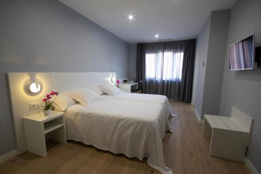 私人浴室双人间 — Hotel Río Asón