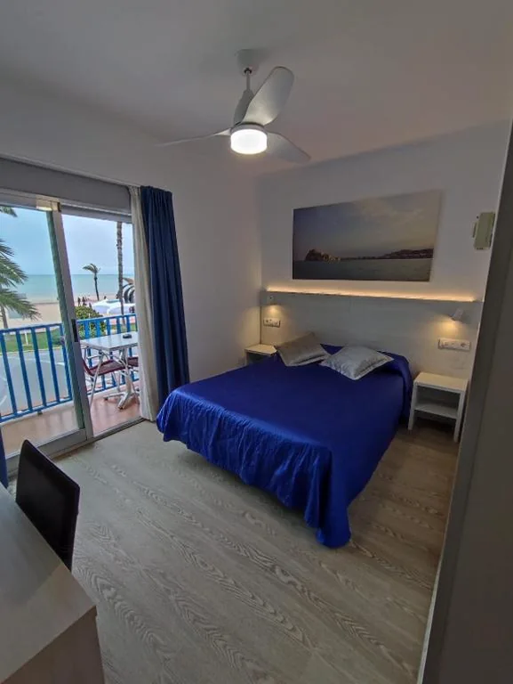Doppelzimmer mit Balkon und Meerblick — Hotel Rio Mar