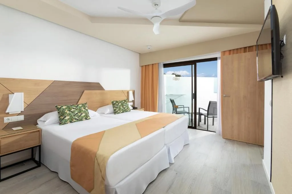 Family Room — Hotel Riu Buenavista - All Inclusive