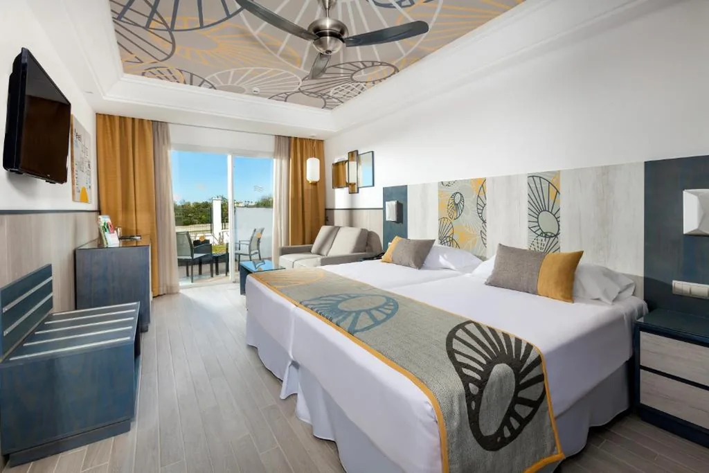 Doppelzimmer mit Balkon — Hotel Riu Chiclana - All Inclusive