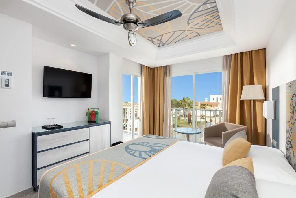 Familienzimmer — Hotel Riu Chiclana - All Inclusive