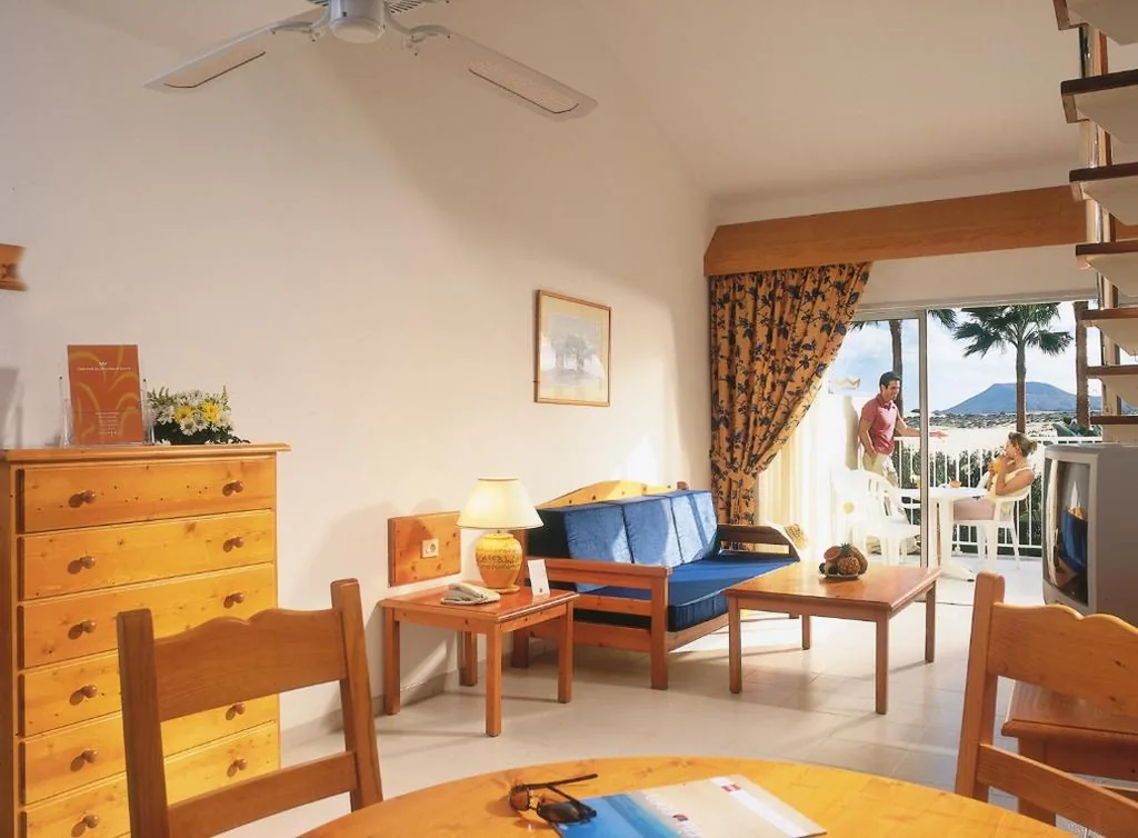 家庭间 - 附楼 — Hotel Riu Oliva Beach Resort - All Inclusive