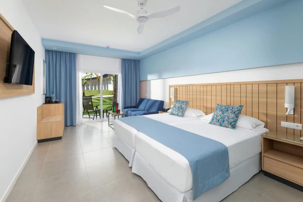 庭園の景色を望むダブルルーム — Hotel Riu Palace Palmeras - All Inclusive