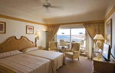 Hotel Riu Palace Tres Islas — foto 2