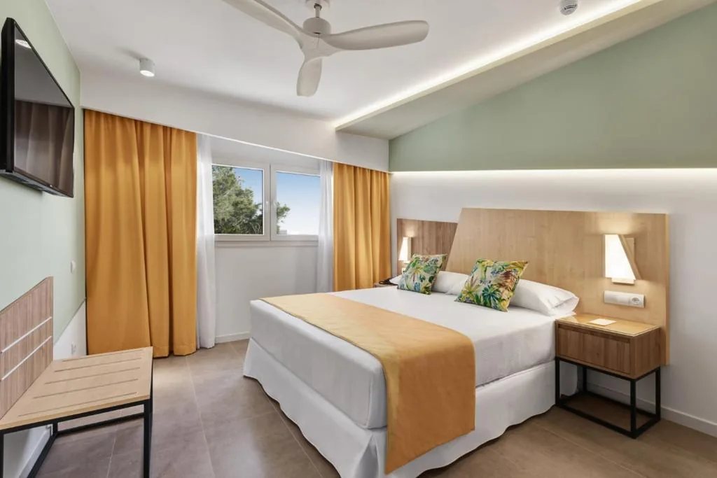 Superior Double Room — Hotel Riu Playa Park - 0'0 All Inclusive